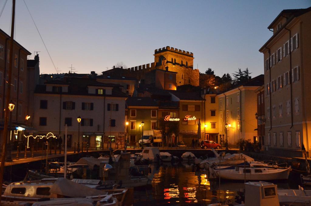 Hotel Dulcinea Muggia Exterior foto